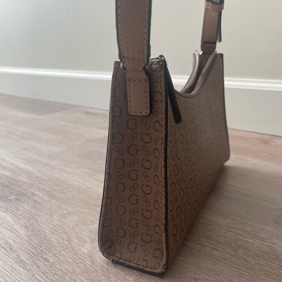 Beige/brown GUESS Shoulder Bag - Picture 3 of 5